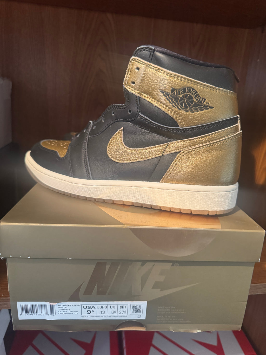 JORDAN 1 RETRO HIGH OG DZ5485 071 BLACK/METALLIC GOLD-SAIL