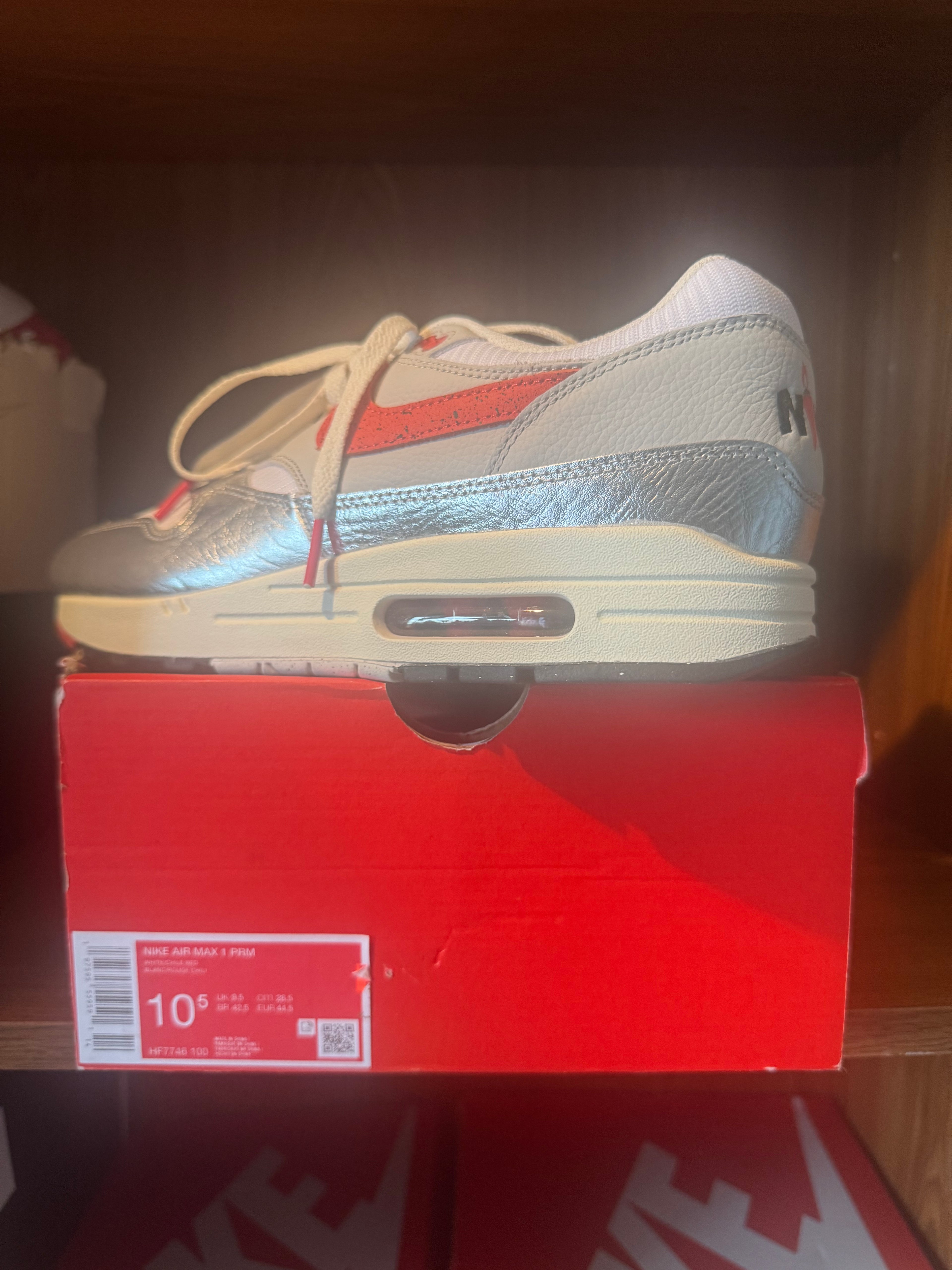 NIKE AIR MAX 1