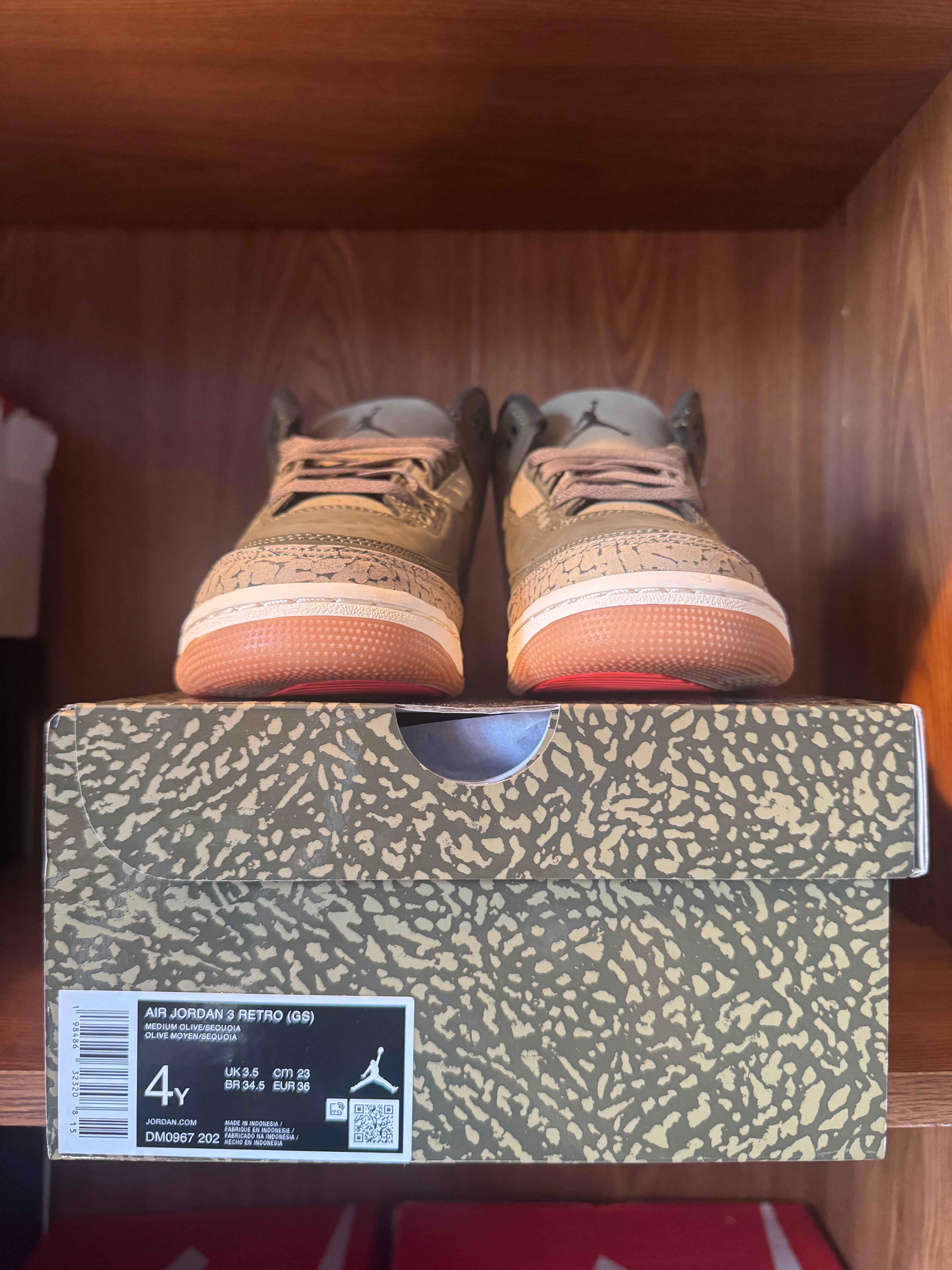 UNRELEASED AIR JORDAN 3 RETRO (GS)
