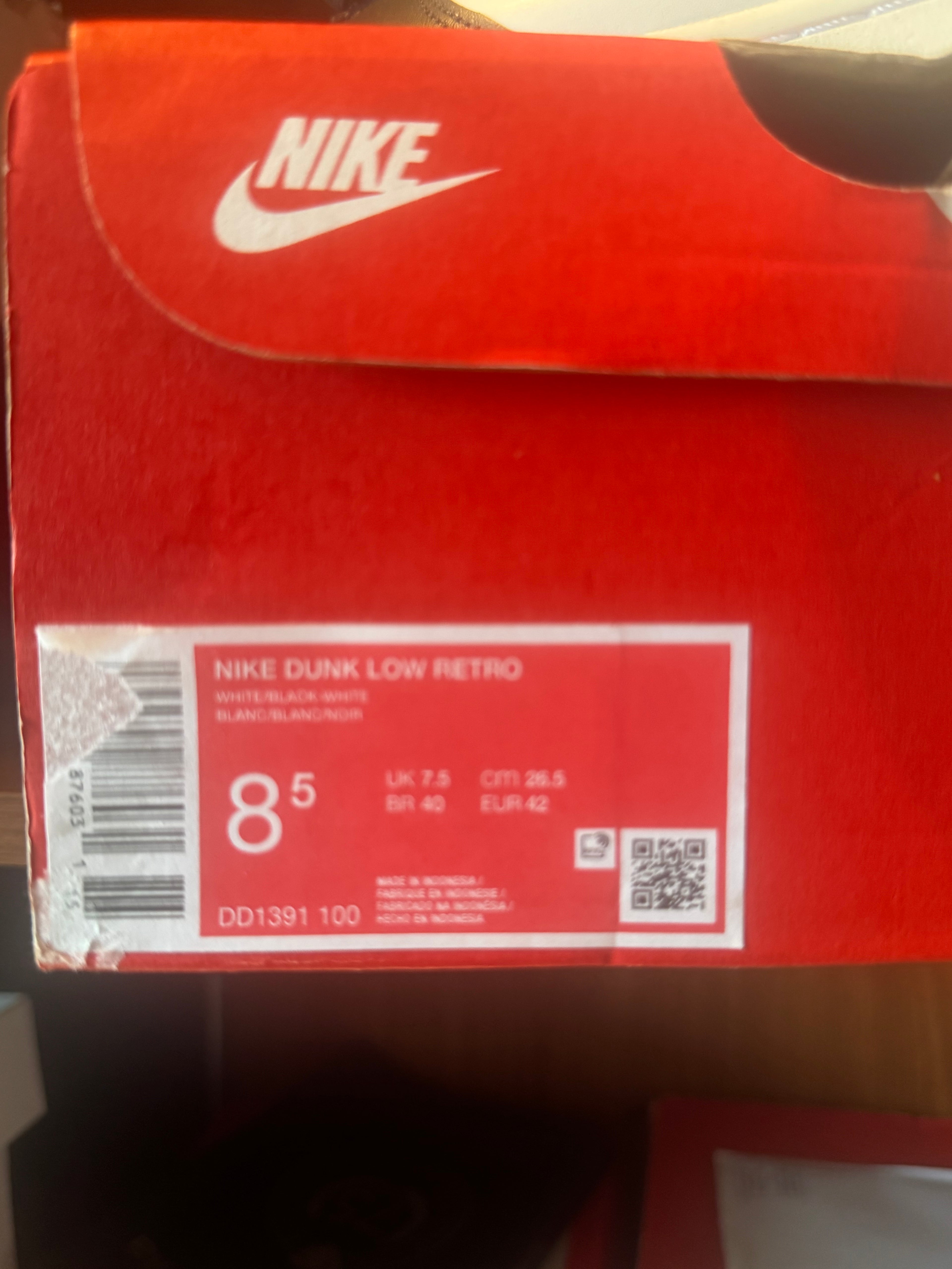 NIKE DUNK LOW RETRO