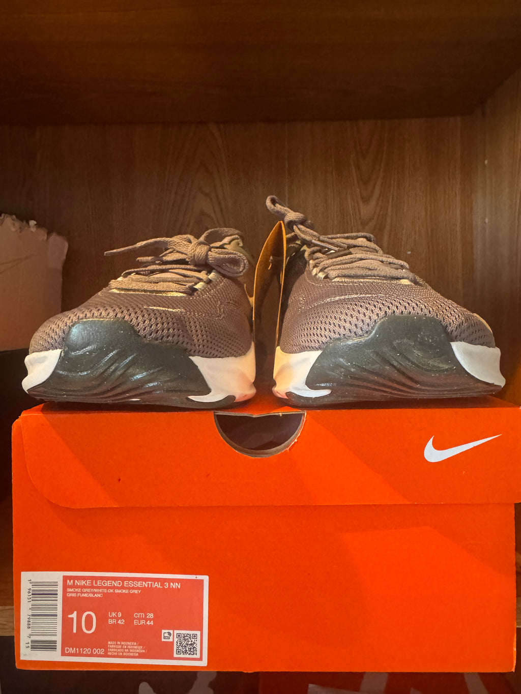 M NIKE LEGEND ESSENTIAL 3